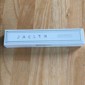 BRAND NEW!! Jaclyn Hill Cosmetics brush - J02
